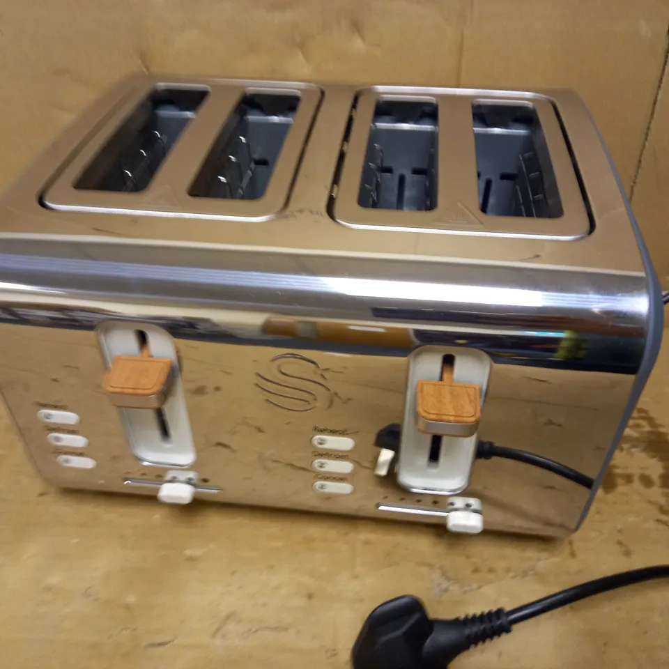 SWAN NORDIC 4 SLICE TOASTER - GREY