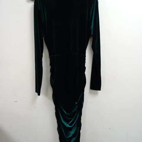 CLUB OF LONDON VELVET HIGH NECK BACKLESS MIDI DRESS IN GREEN - UK 14