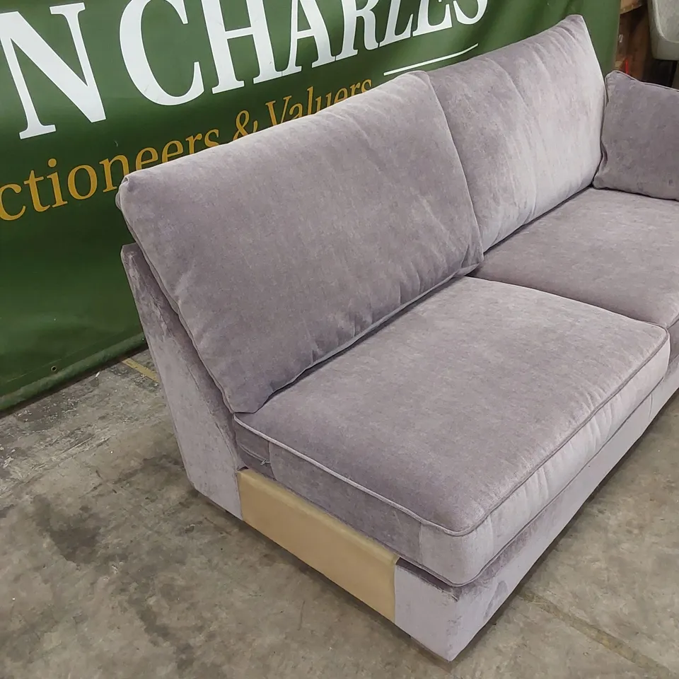 DESIGNER CORNER SOFA PIECE UPHOLSTERED IN LILAC FABRIC WITH CUSHIONS - INCOMPLETE SOFA PIECE