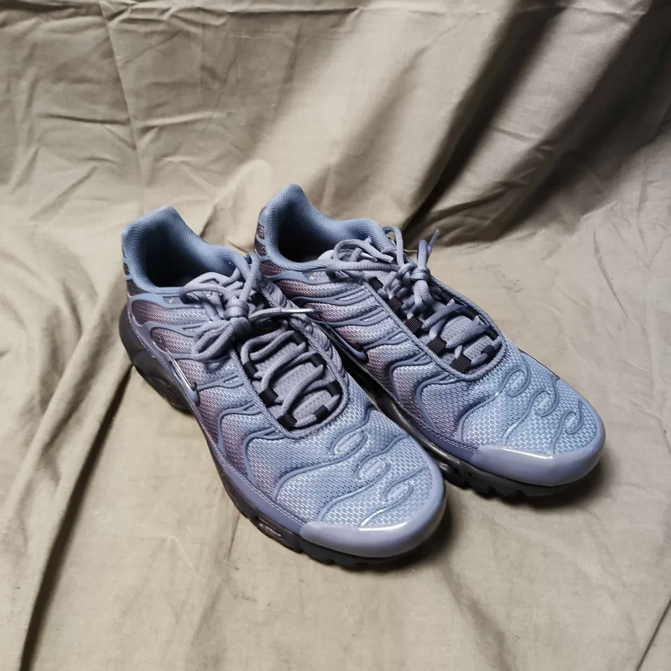 NIKE TN AIR TRAINERS IN BLUE - 9