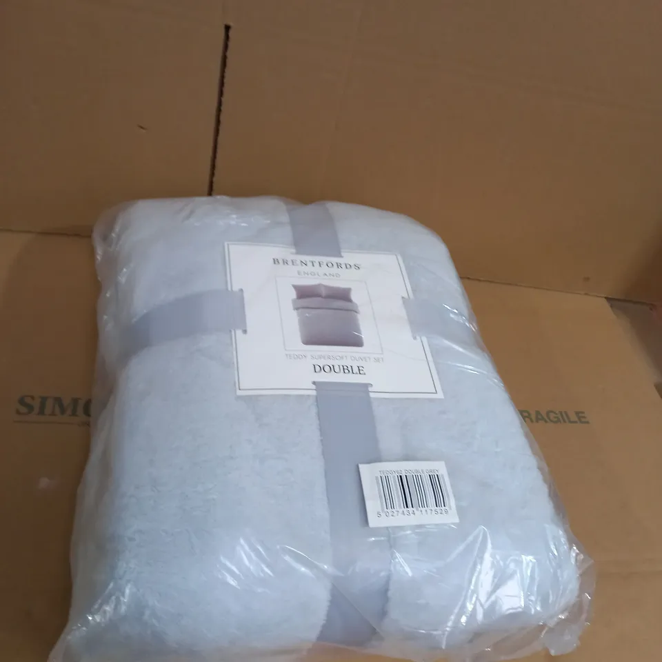 BRENTFORDS TEDDY SUPERSOFT DUVET SET 