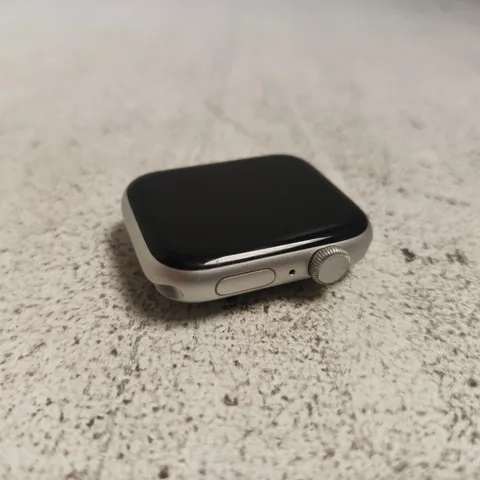 APPLE WATCH SE (A2723)