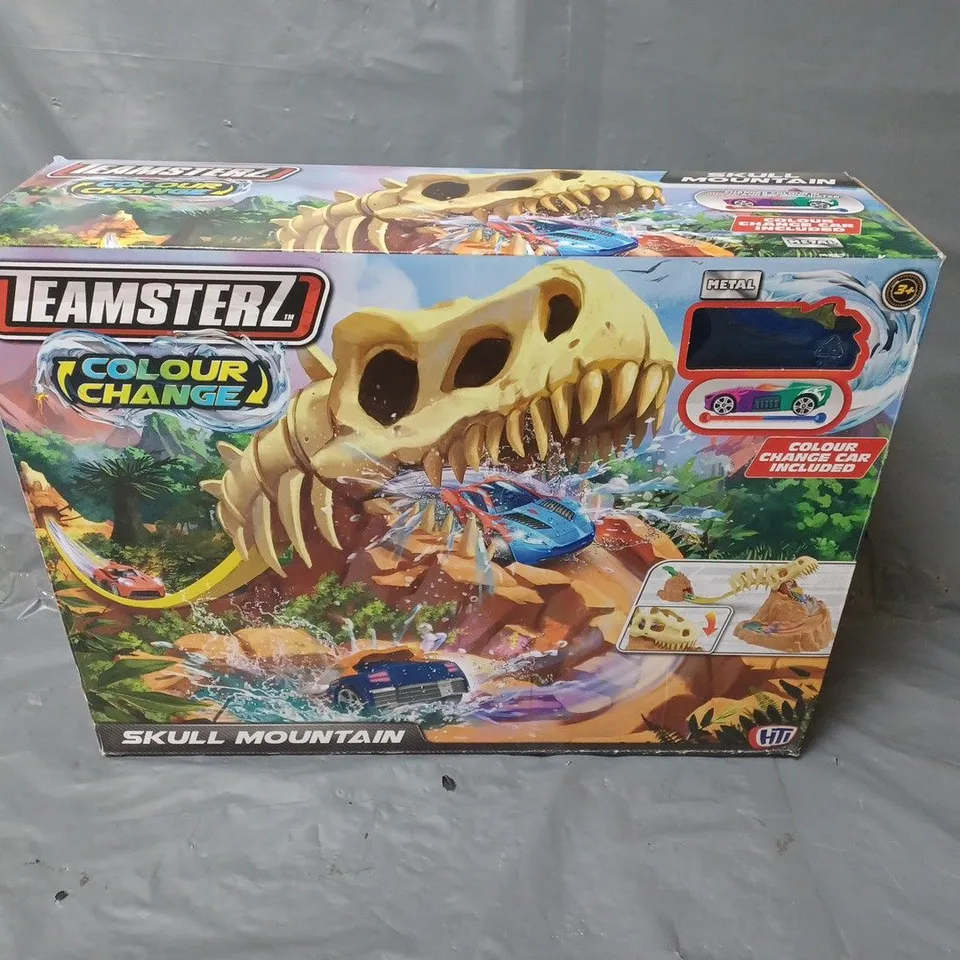 TEAMSTERZ SKULL MOUNTAIN