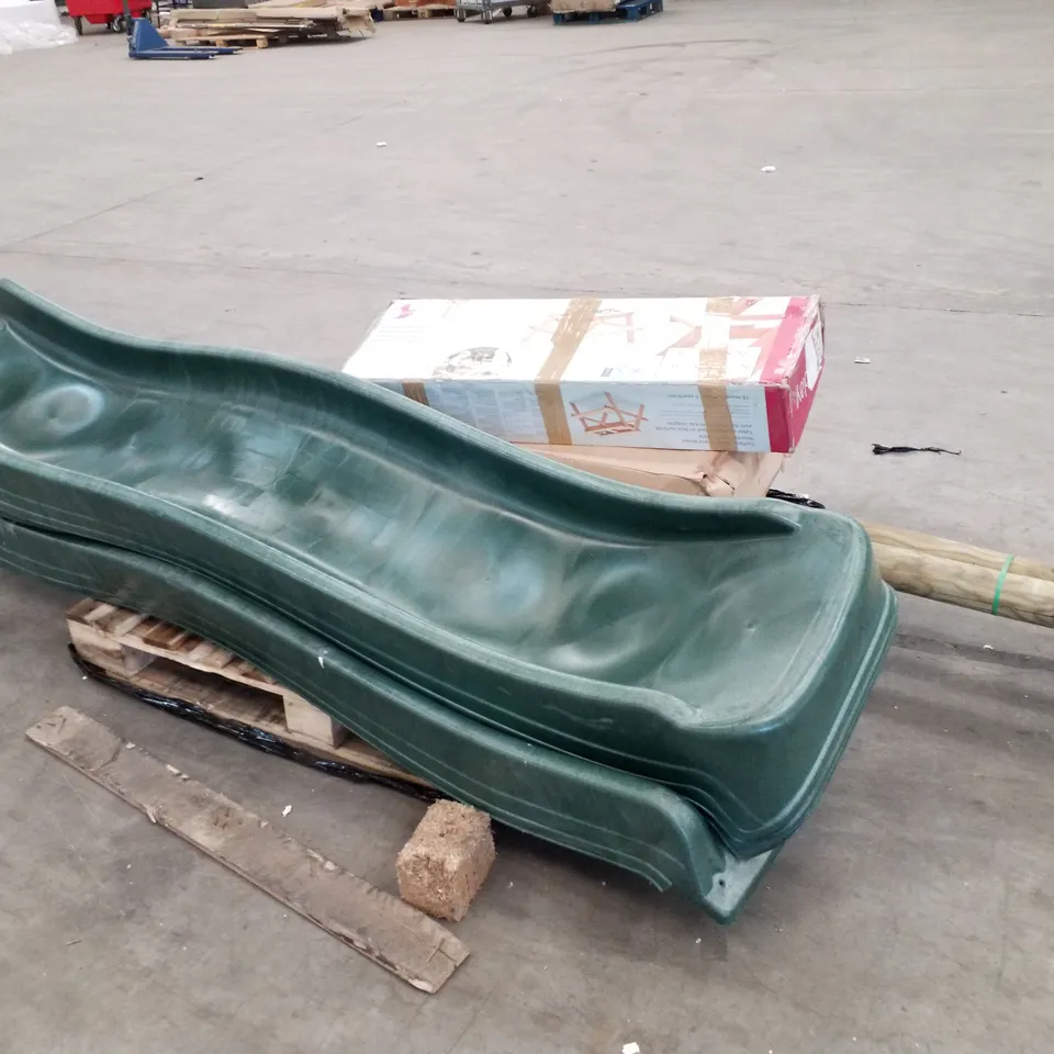 PALLET CONTAINING 3 GREEN SLIDES & ASSORTED PLUM PARTS