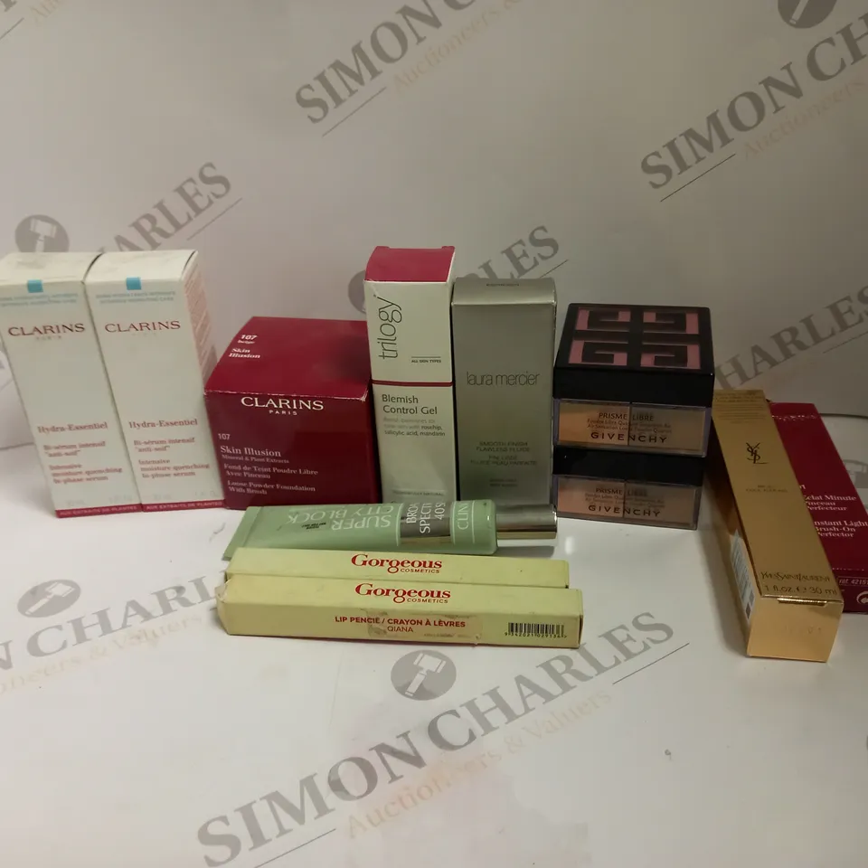 BOX OF APPROX 10 ASSORTED BEAUTY ITEMS TO INCLUDE CLARINS, LAURA MERCIER AND GIVENCHY