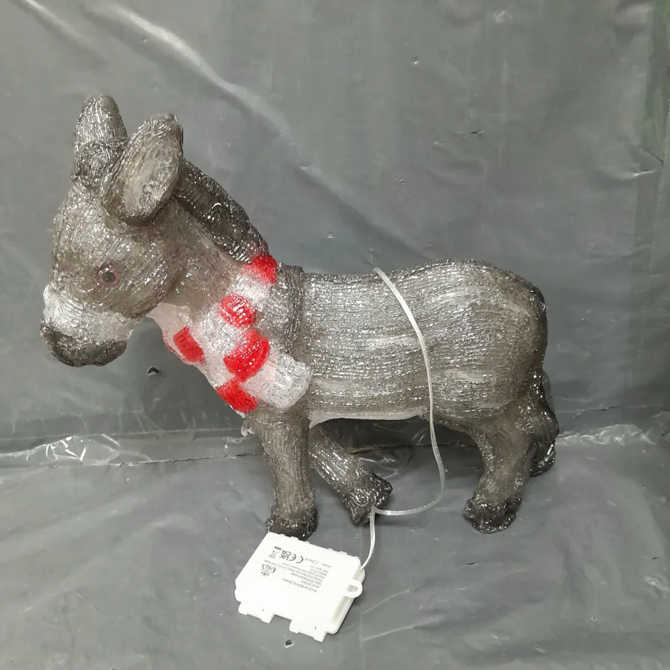 BOXED THREE KINGS INLIT ICE NATIVITY DONKEY RRP £25.99