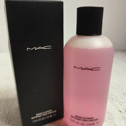 BOXED MAC BRUSH CLEANSER 235ML