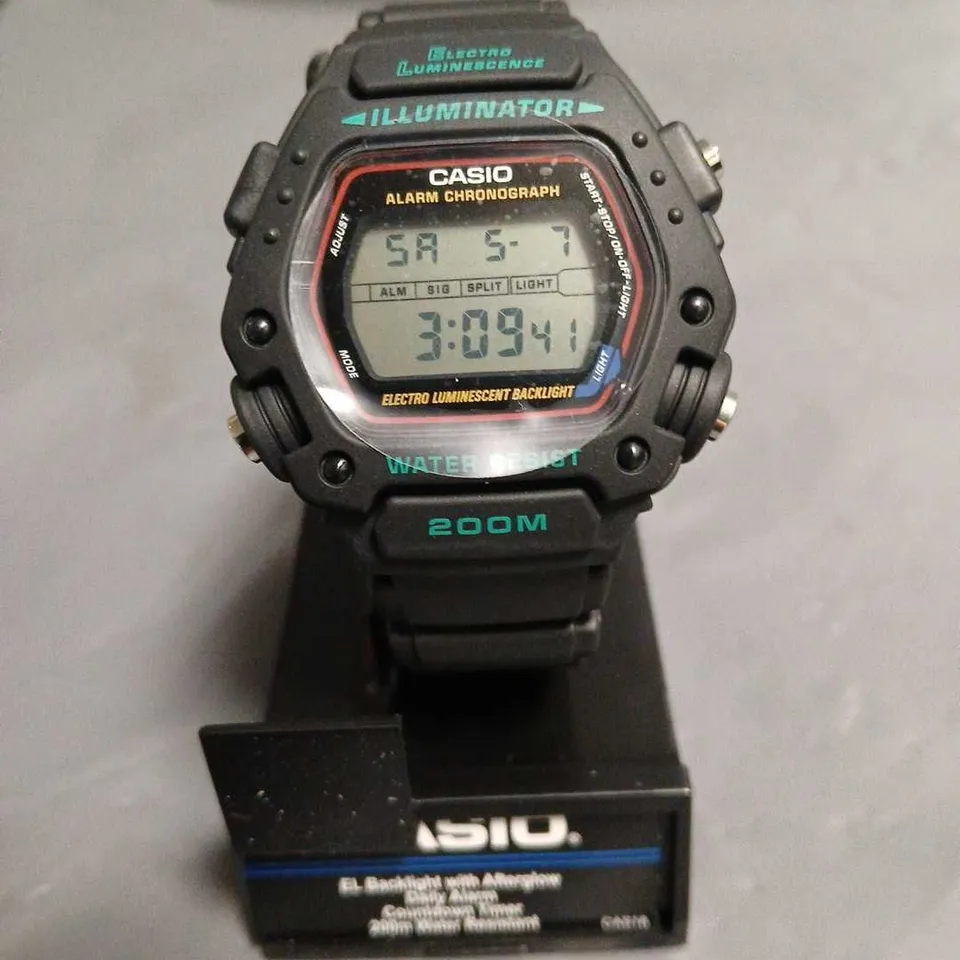 BOXED CASIO ILLUMINATOR CAS18 WATCH