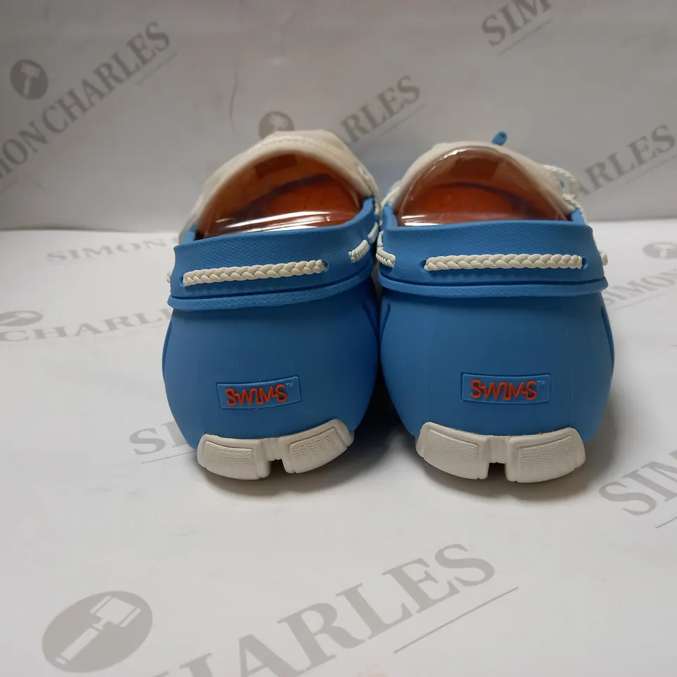 MENS BRAIDED LACE LOAFERS BLUE AND WHITE SIZE 10