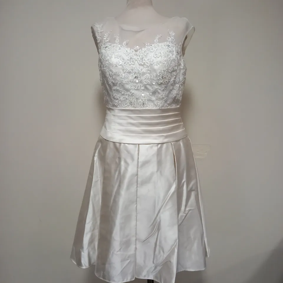 TOM FLOWERS GRETA SHORT WHITE & SILVER DRESS - SIZE 14
