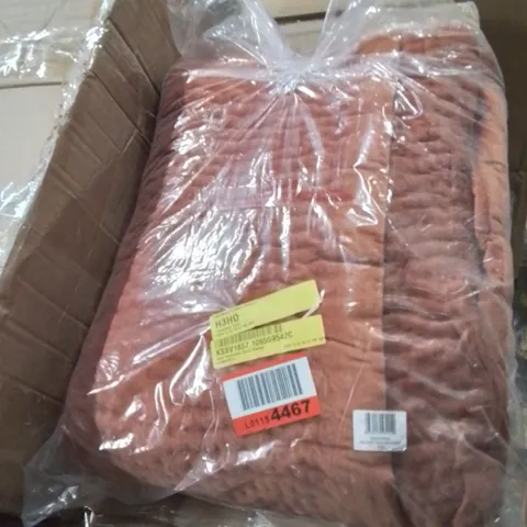 BAGGED HAZE HANDMADE THROW BLANKET 