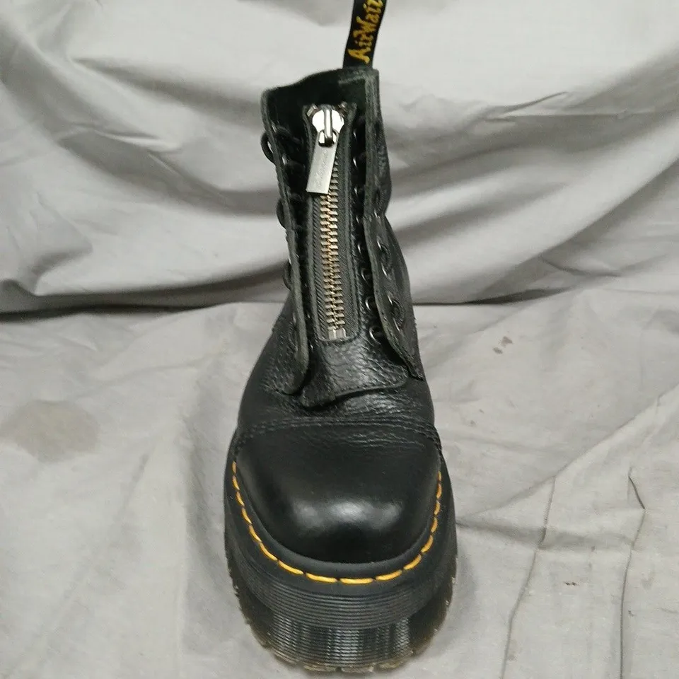 UNBOXED PAIR OF DR MARTENS BLACK LEATHER ANKLE BOOTS WITH YELLOW STITCHING AND AIRWAIR PULL TAB, SIDE ZIP - SIZE 8