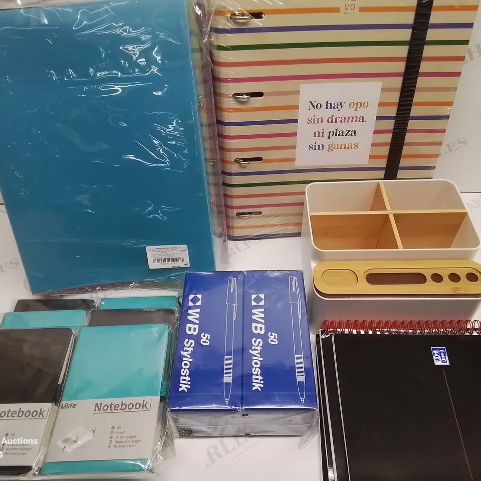 LOT OF 15 ASSORTED BRAND NEW STATIONERY ITEMS TO INCLUDE DESKTOP STORAGE AND RING RINGBINDER 5-PACKS