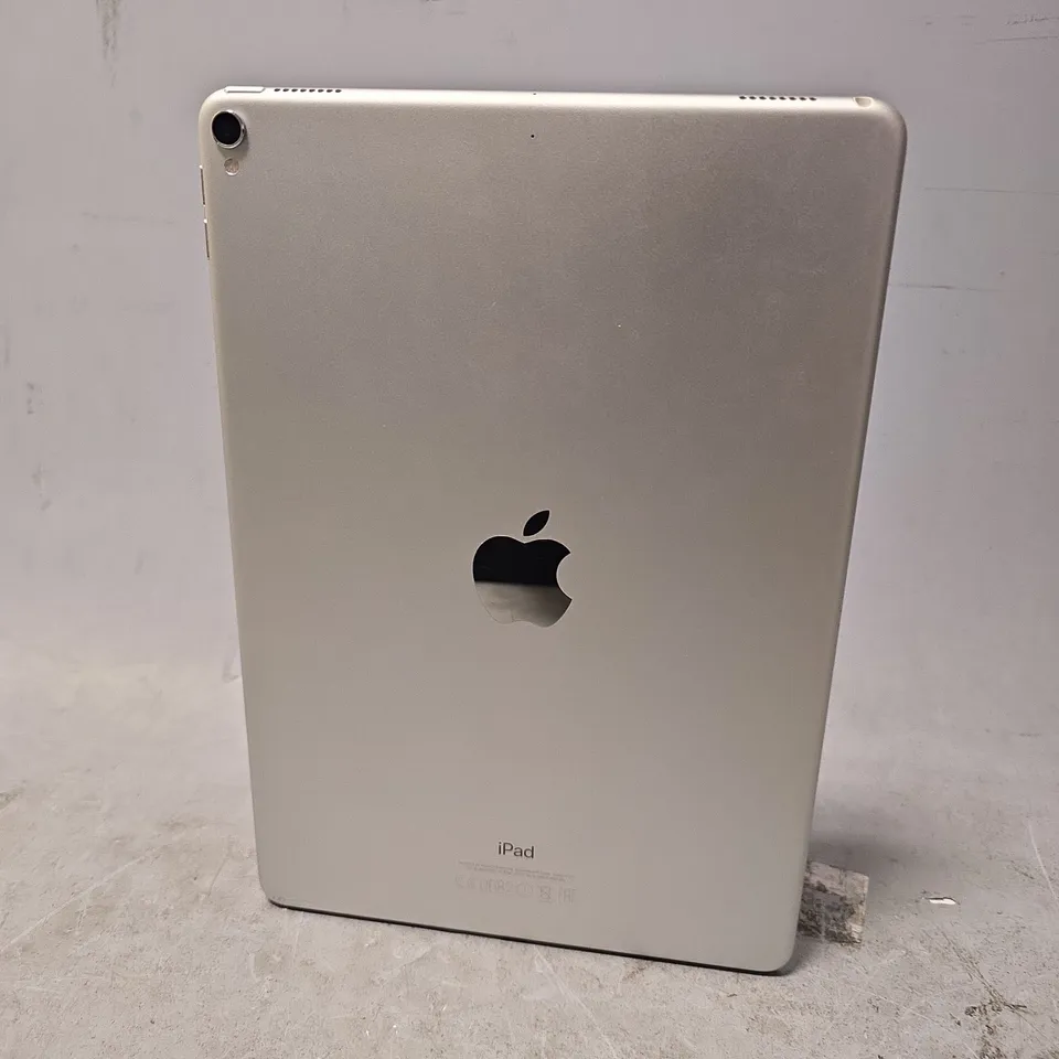 APPLE IPAD PRO MODEL A1701