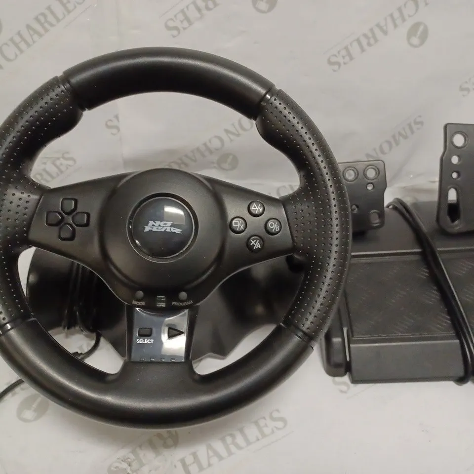 NO FEAR GAMING STEERING WHEEL 