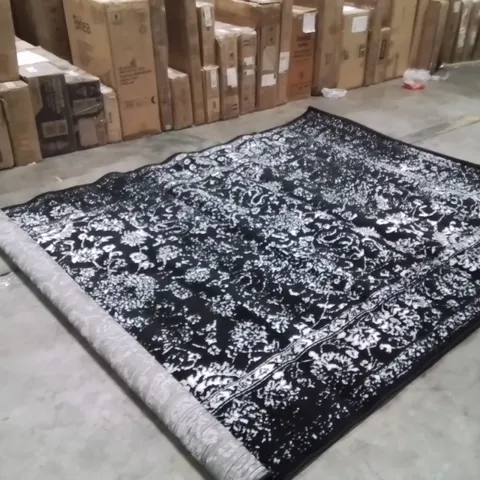 QUALITY DESIGNER AREA RUG APPROXIMATELY 278X183