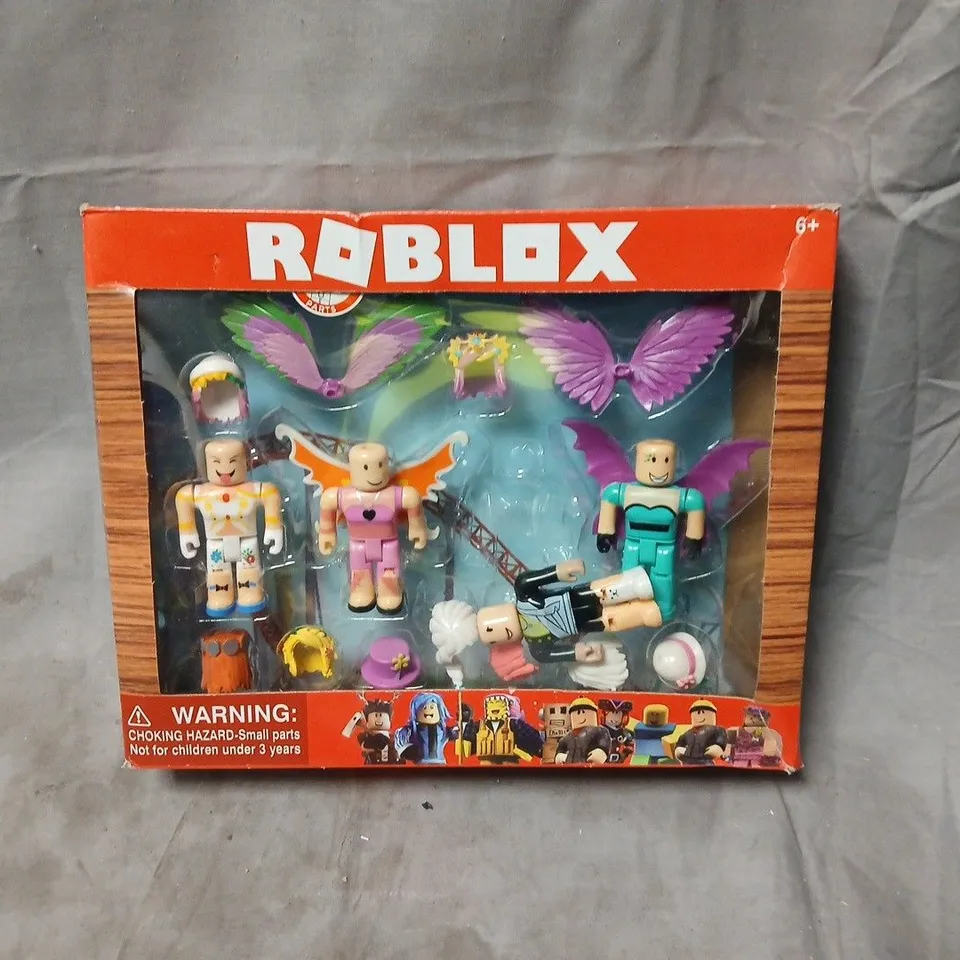 ROBLOX COLLECT THEM ALL MINI FIGURES BOXED SET – ASSORTED ROBLOX FIGURES