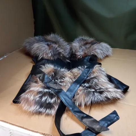 DESIGNER FAUX LEATHER/FAUX FUR STATEMENT GILET