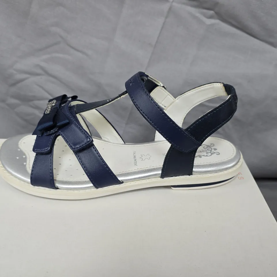 GEOX GIGLIO NAVY SANDALS FOR KIDS – UK 4 (EU 37)