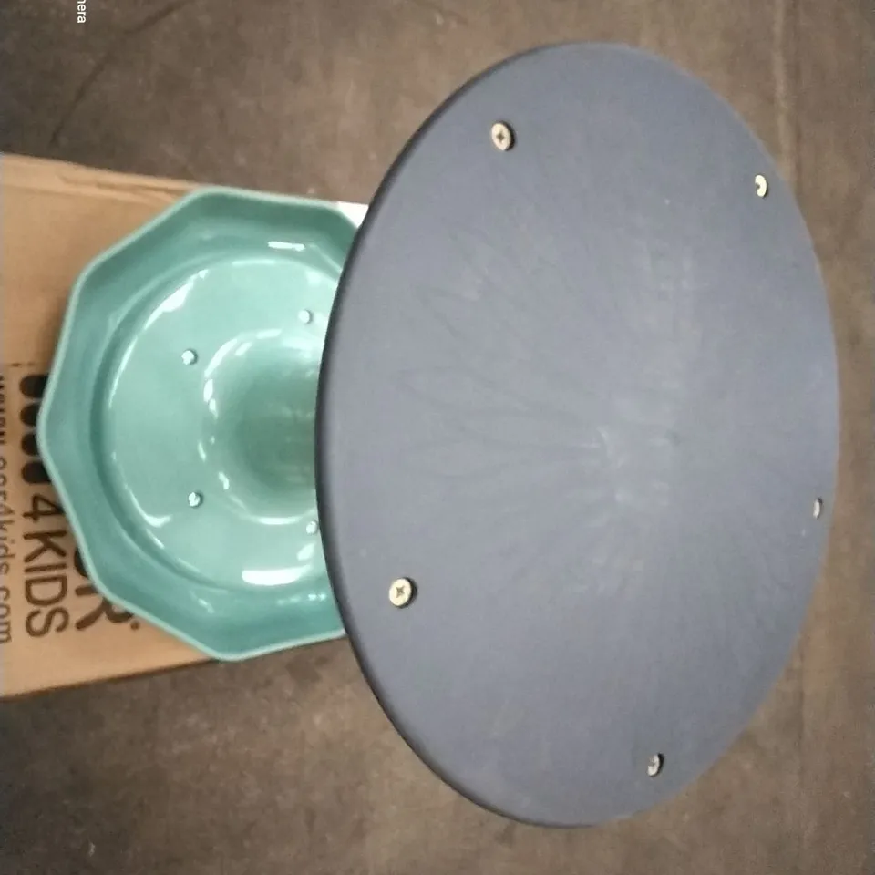 BOXED BRAND NEW 15" ACE STOOL - SEA FOAM