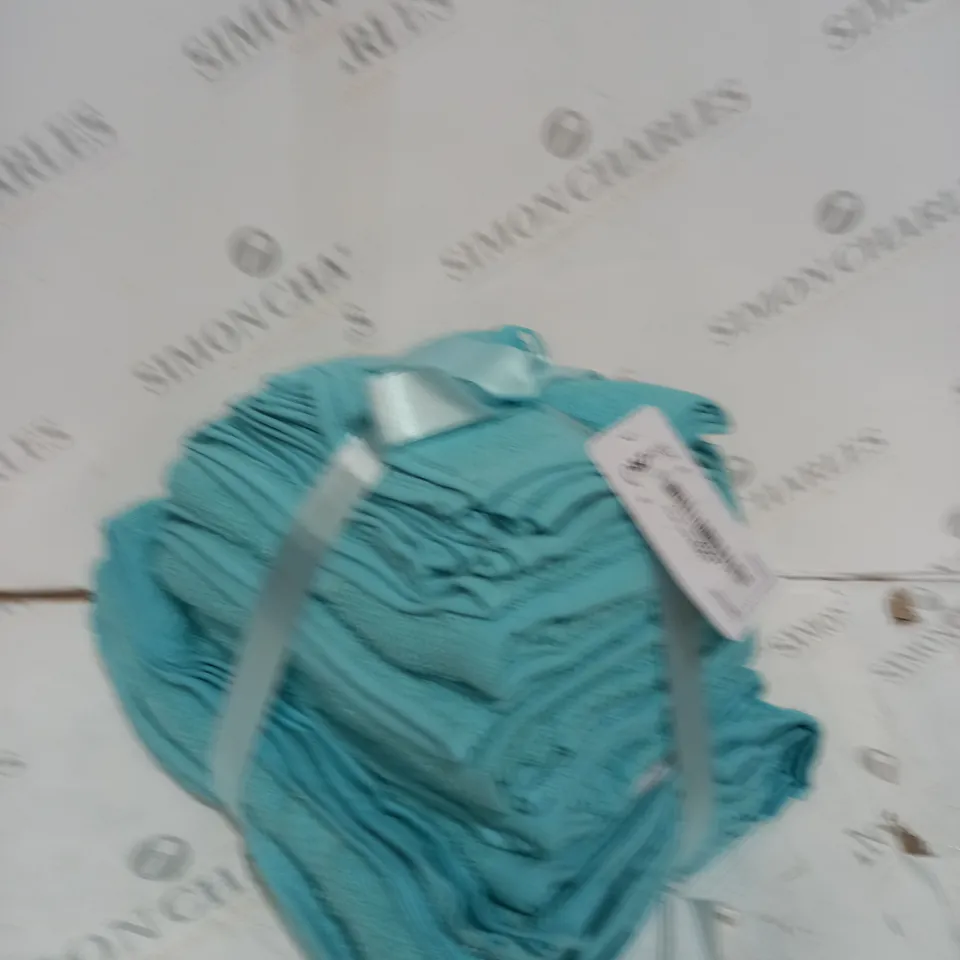 PACK OF MULTI USE BLUE TOWEL AND HAND CLOTH