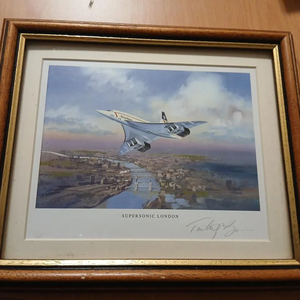 CONCORDE SUPERSONIC LONDON PRINT – FRAMED, LIMITED EDITION OF 4,950 SIGNED BY TIMOTHY O'BRIEN 