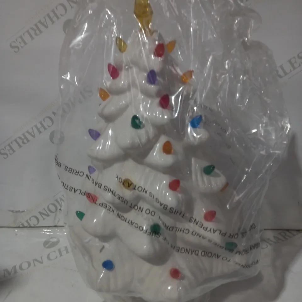 MR CHRISTMAS ILLUMINATED CERAMIC NOSTALGIC TREE