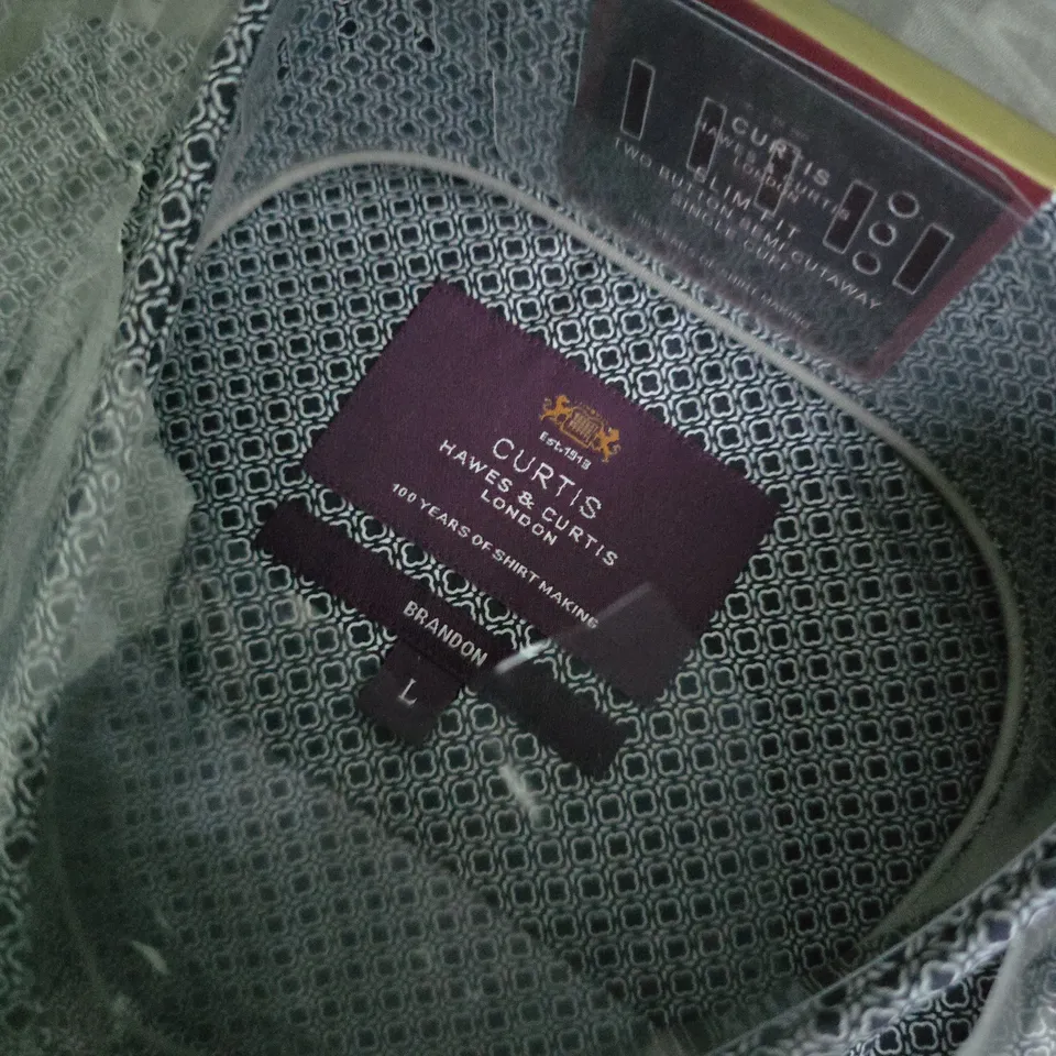 HAWES & CURTIS BRANDON SHIRT IN NAVY & WHITE - LARGE