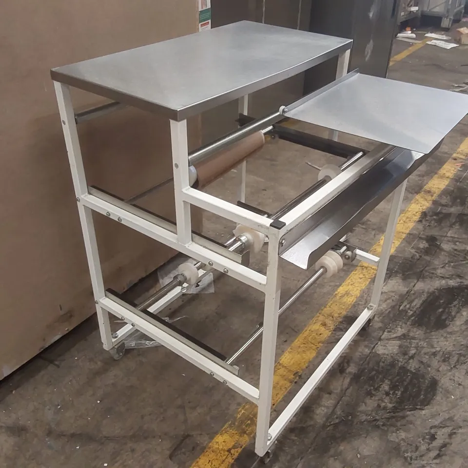 COMMERCIAL PACKAGING TABLE