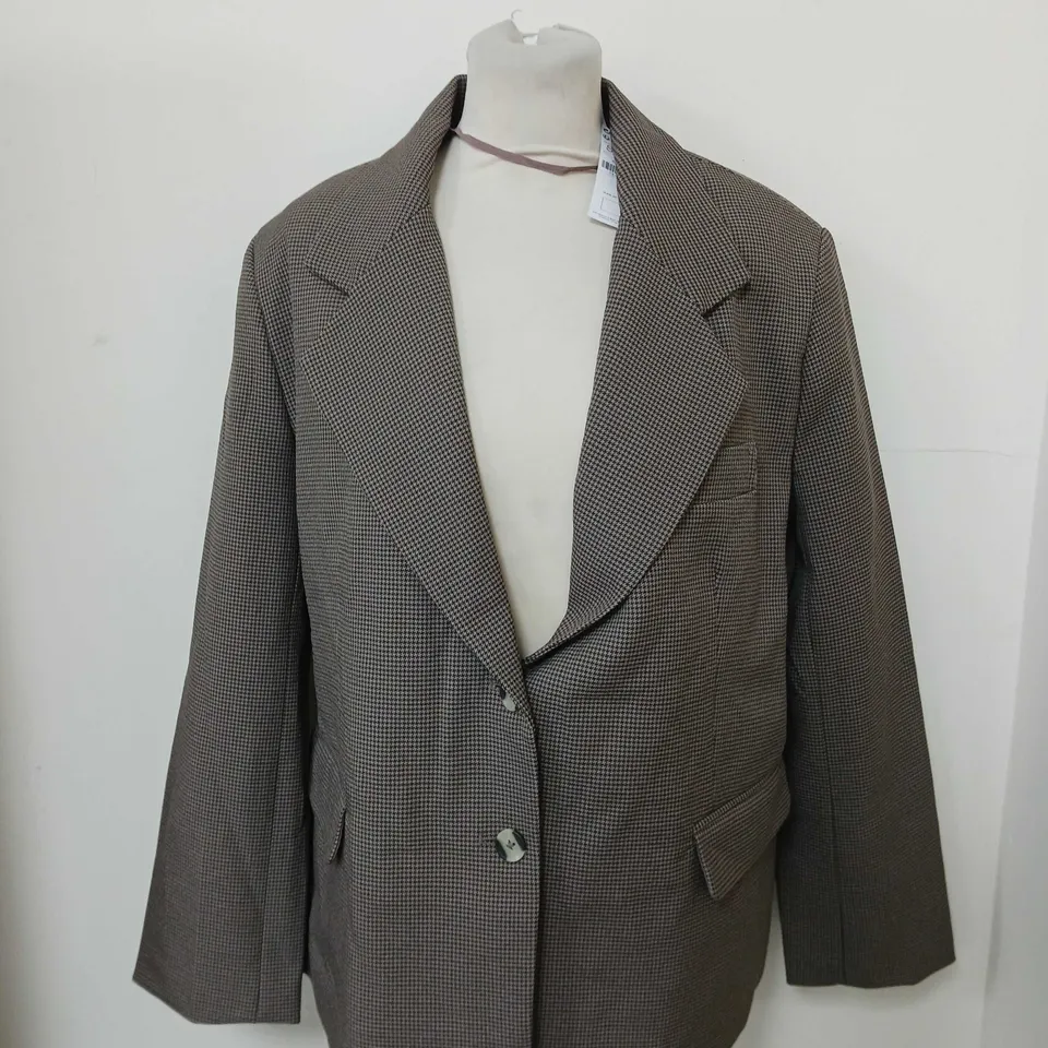 STR PATTERN JACKET - SMALL