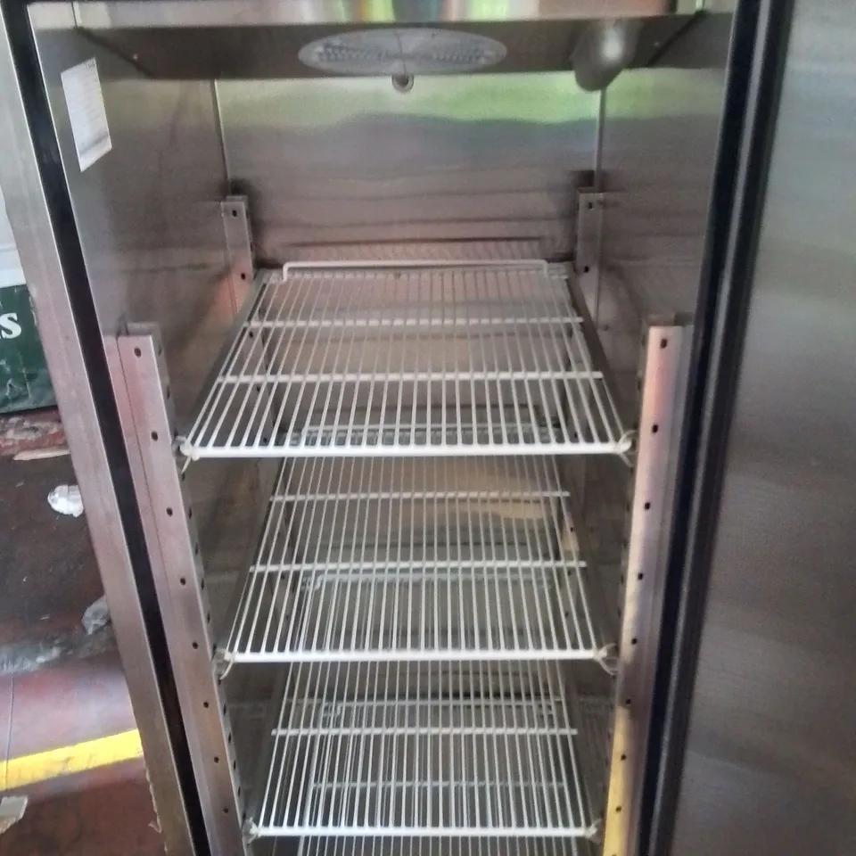 ARCTICA 2/1GN FREEZER SINGLE DOOR STAINLESS STEEL 670 LITRE HEC915 COMMERCIAL