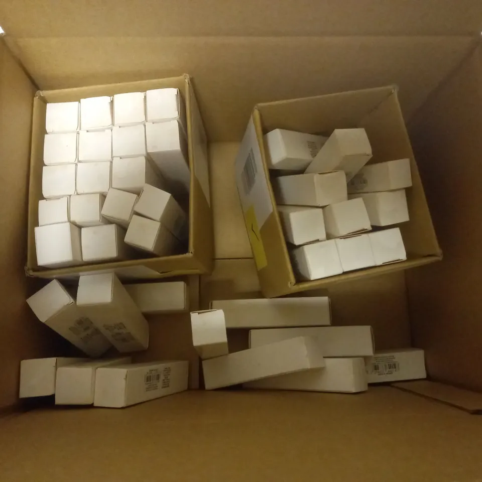 BOX OF APPROX 40 GIVENCHY LIP STICKS TO INCLUDE - 4 STREET ROSE - ROSE DESIRE 11 - FRUITY ORANGE 14 