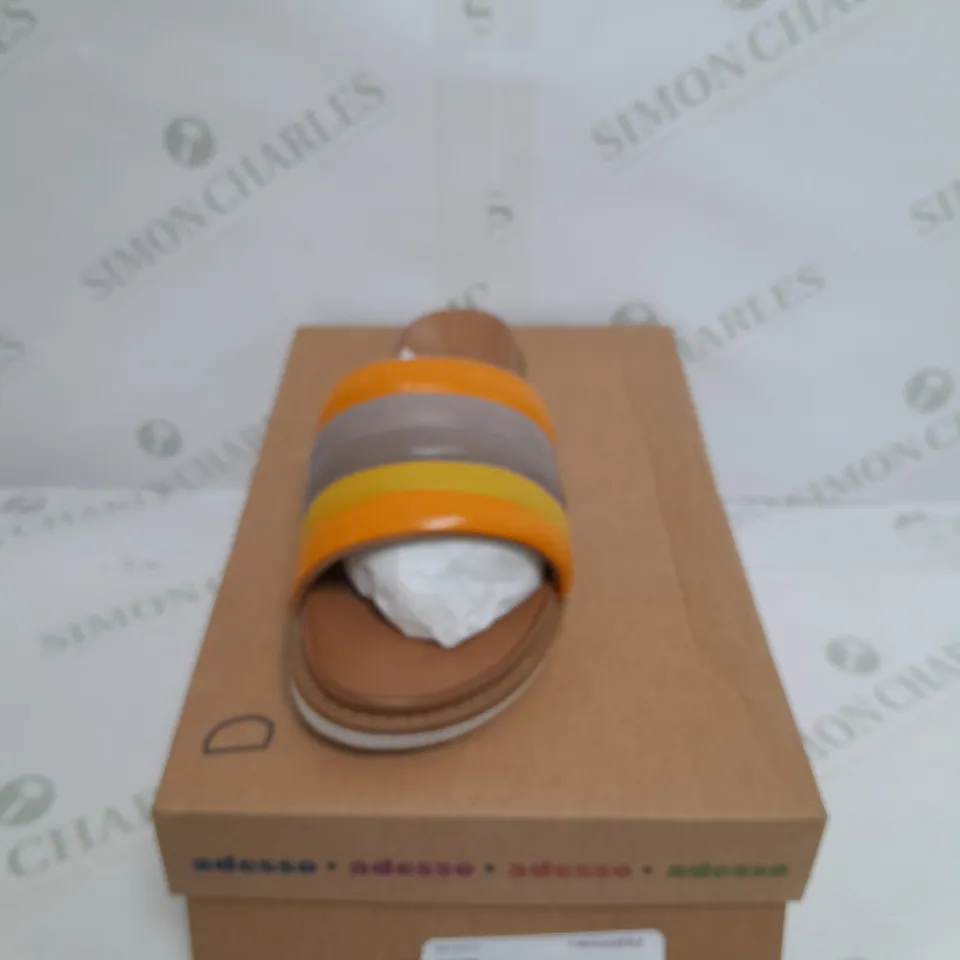 BOXED ADESSO MULTI COLOURED OPEN TOE SANDAL SIZE 5