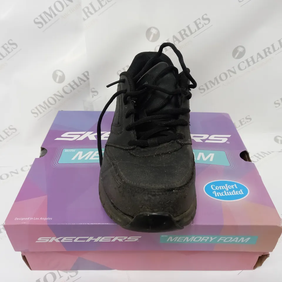 BOXED PAIR OF SKECHERS MENS NAMPA WORK TRAINERS BLACK SIZE 9