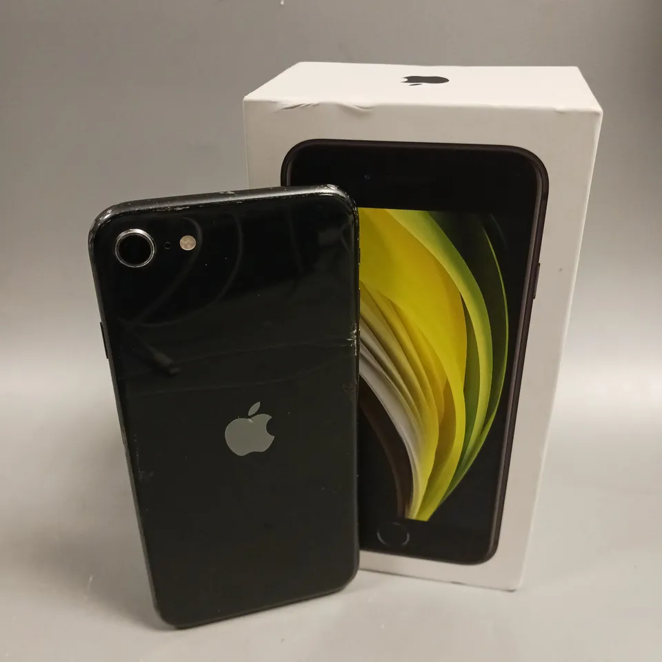 BOXED APPLE IPHONE 8 SMARTPHONE 