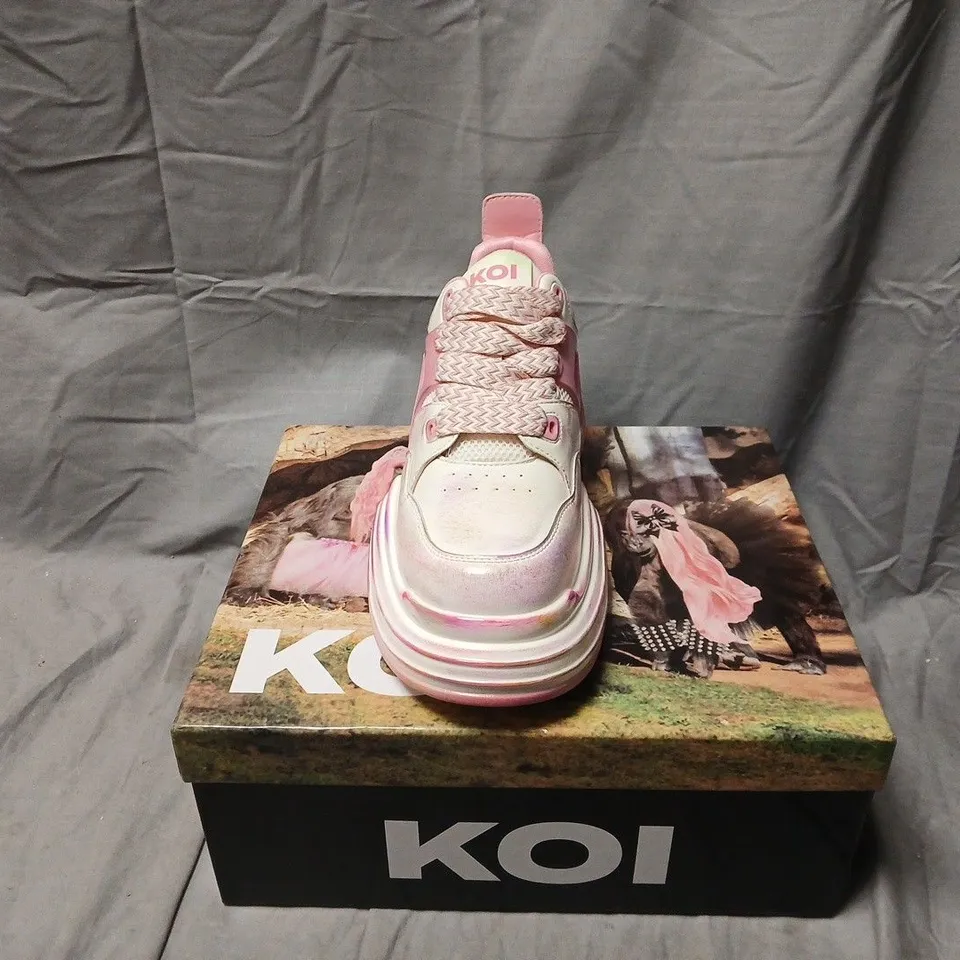 BOXED KOI KALEIDOSCOPIC PLATFORM TRAINERS IN RAINBOW - UK 7