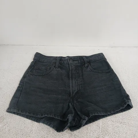 LEVI'S RIBCAGE SHORT DENIM SHORTS – WOMEN'S – SIZE 26