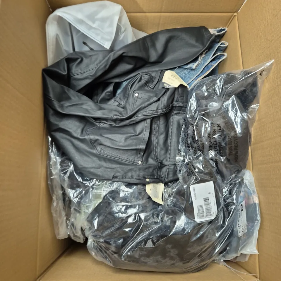 LARGE BOX OF ASSORTED CLOTHING ITEMS IN VARIOUS SIZES, STYLES AND COLOUR - COLLECTION ONLY