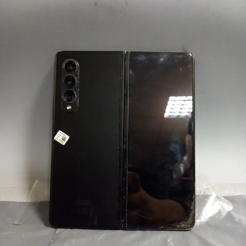 SAMSUNG GALAXY Z FOLD3 5G