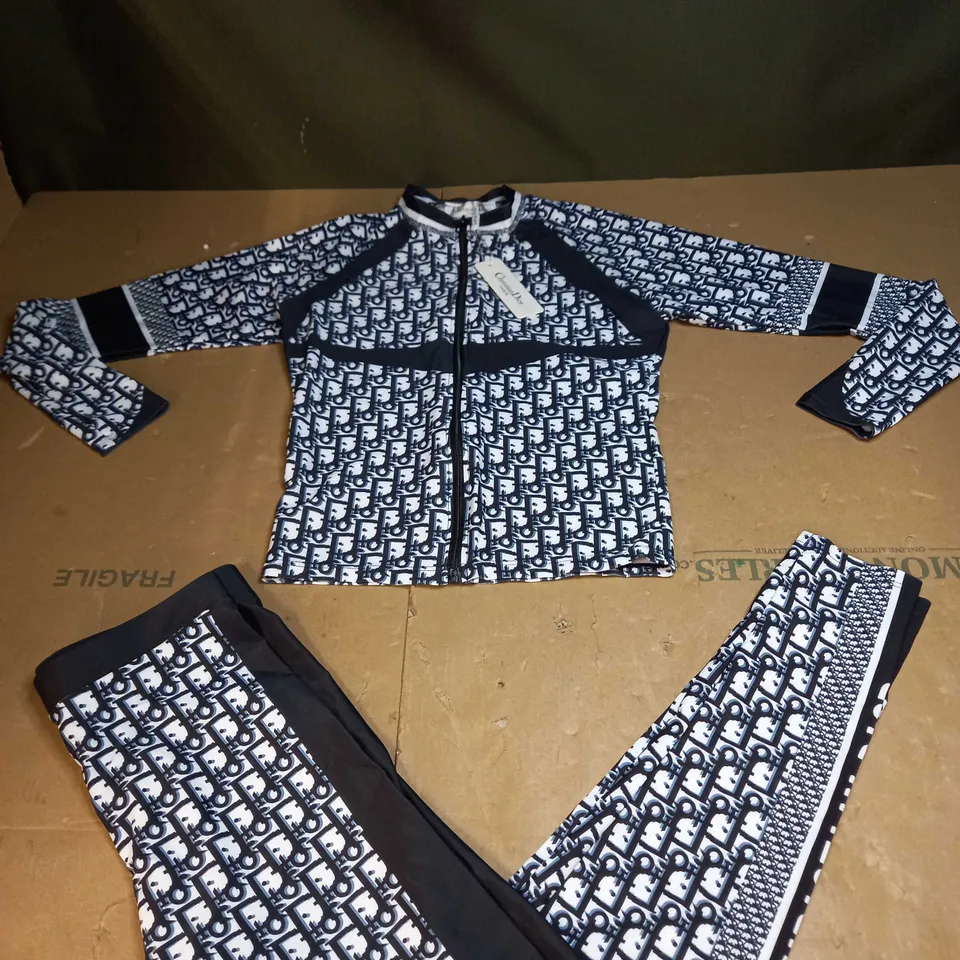 CHRISTIAN DIOR PARIS TRACKSUIT SIZE M