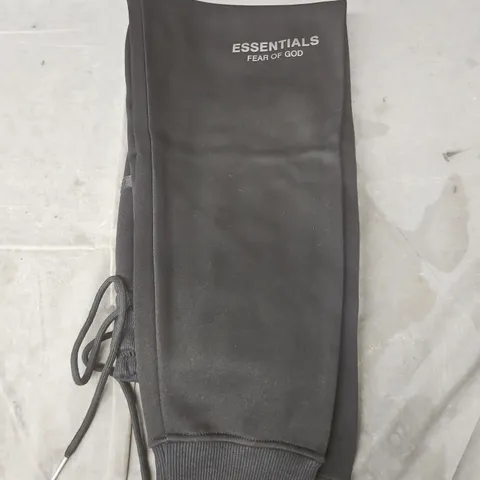 FEAR OF GOD ESSENTIALS JOGGERS - SIZE S