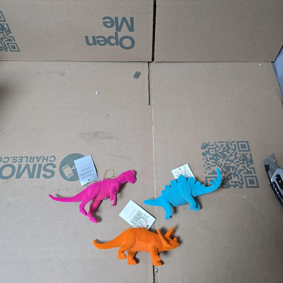 BOX OF GISELA GRAHAM SMALL ASSORTED DINOSAUR  DECORATIONS 