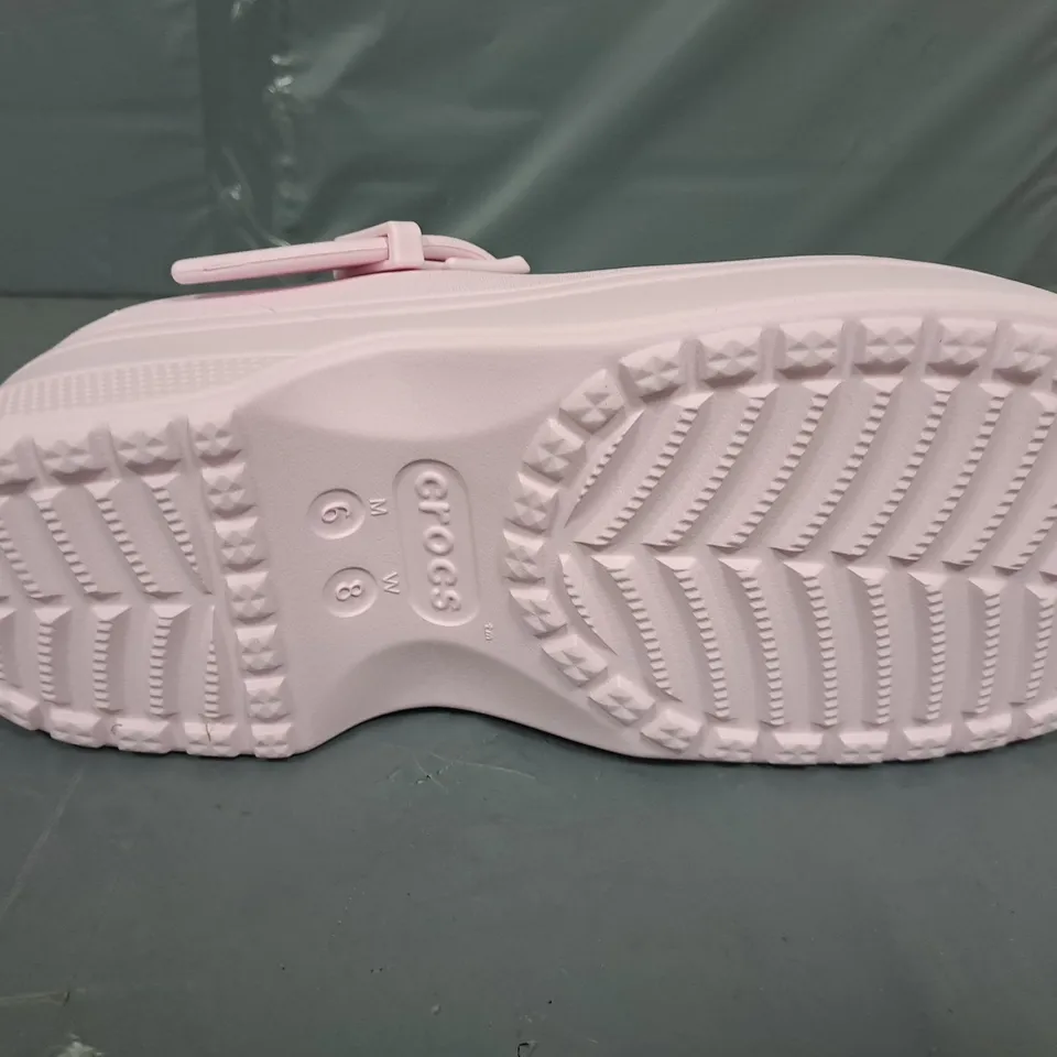 PAIR OF CROCS CLASSIC MARY JANE CLOGS IN PINK - M6/W8