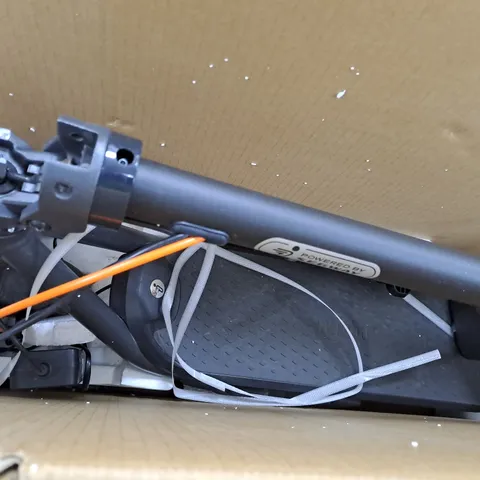BOXED SEGWAY NINEBOT KICKSCOOTER F2 PRO E ELECTRIC SCOOTER - COLLECTION ONLY 