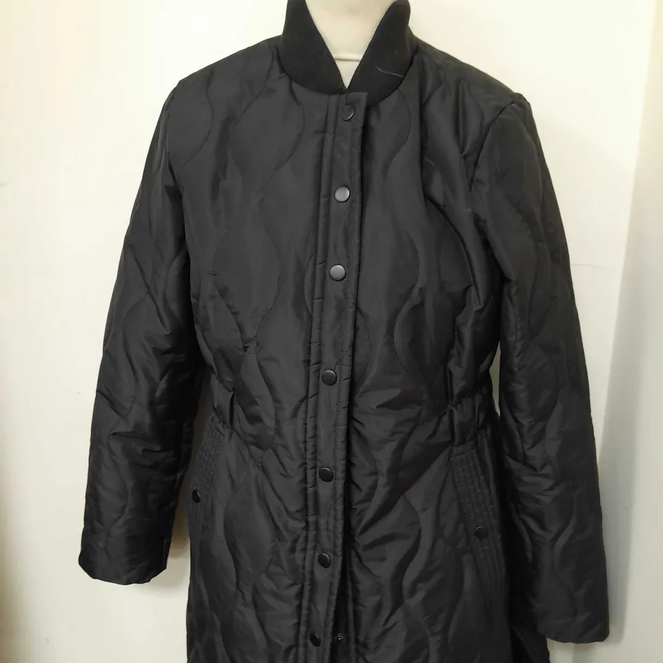 APPROXIMATELY 15 ASSORTED ITEMS TO INCLUDE HELENE BERMAN QUILTED COAT, RUTH LANGFORD COAT, CENTIGRADE JACKET 