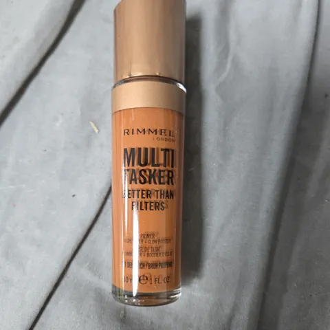 BOX OF APPROXIMATELY 6 ASSORTED HOUSEHOLD ITEMS INCLUDING BABY MONITOR AND RIMMEL MULTI TASKER 