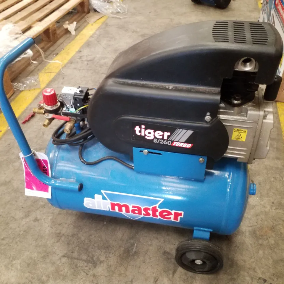 AIRMASTER TIGER 8/260 7CFM 24 LITRE 2HP AIR COMPRESSOR (230V)
