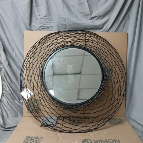 GREEN DECORE TRELLIS BLACK MESH WALL MIRROR