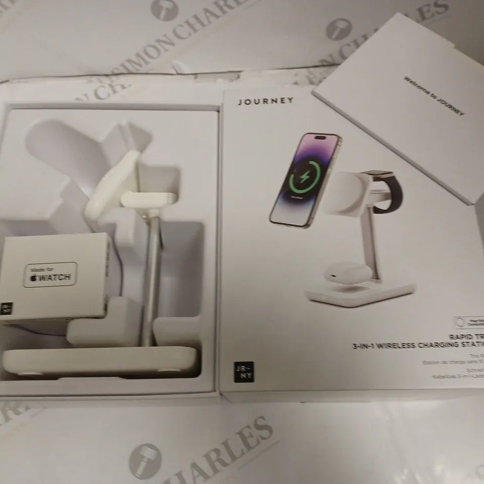 BOXED JOURNEY RAPID TRIO 3IN1 WIRELESS CHARGING STATION