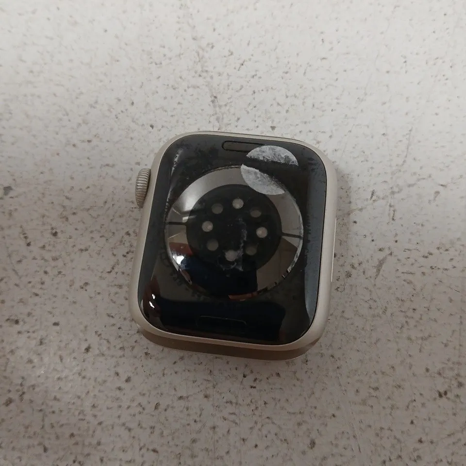 APPLE WATCH SERIES 8 41MM CELLULAR ALUMINIUM STARLIGHT